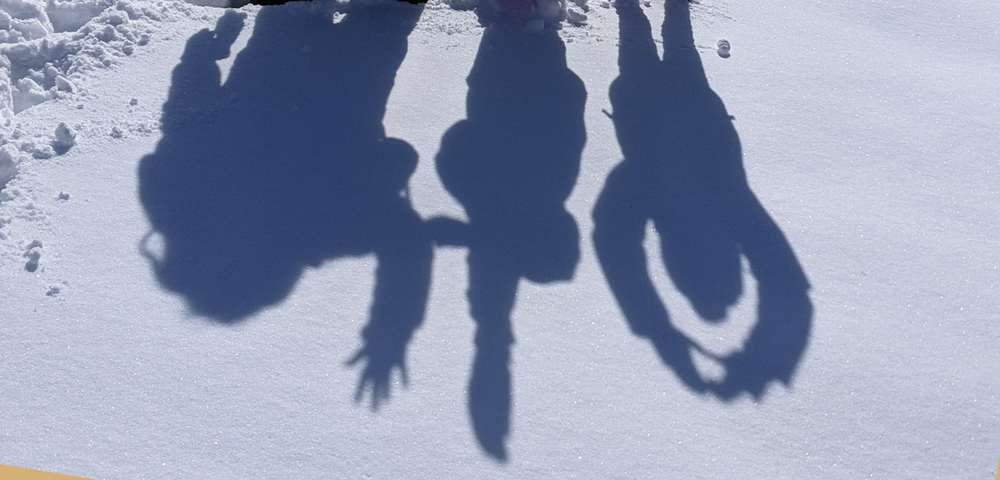 Kindergarteners Make Shadow Pictures